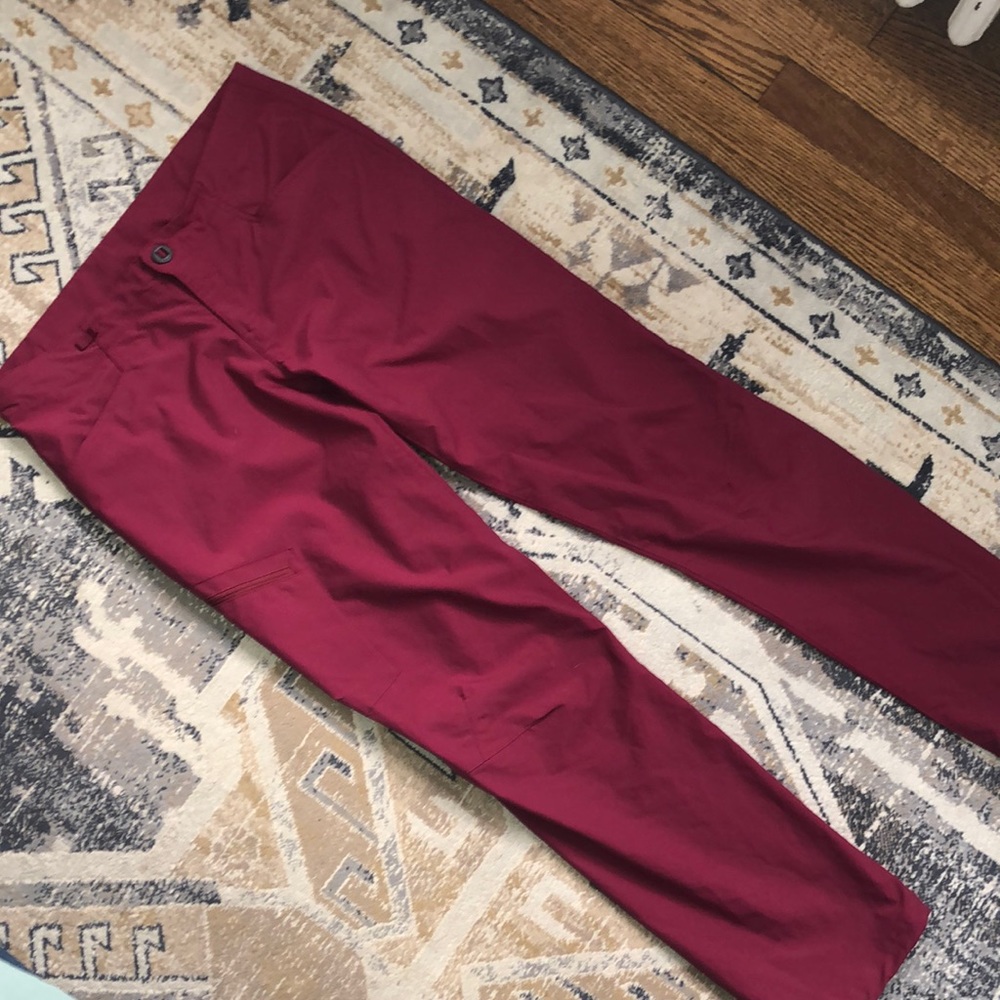 Patagonia Burgundy Pants Size 8 with adjustable waist